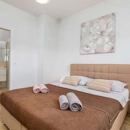 3 Bedroom Beautiful In *