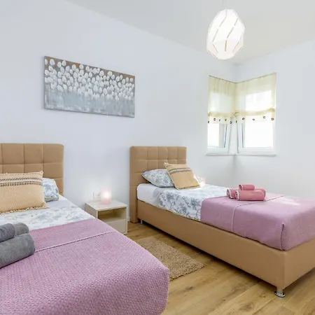 3 Bedroom Beautiful In