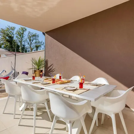 3 Bedroom Beautiful In Сasa de vacaciones