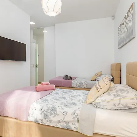 3 Bedroom Beautiful In